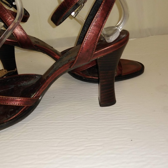 Kenneth Cole Reaction High Heel Sandals Size 8 - Picture 8 of 8